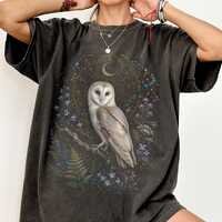 Barn Owl Shirt, Celestial Owl Tee, Witchy Botanical Astrology T-Shirt,  Dark Academia Gift, Retro Ma