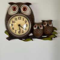 Vintage 1972 Burwood Owl Clock with Original Mechanism; Mid Century Modern Owl Family Wall Clock; Re