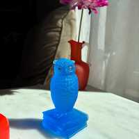 Westmoreland Glass Wise Owl on Books