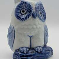 Vintage Delft Blue Ceramic Owl Figurine – Miniature Chinoiserie Bird Statue (2" Tall)