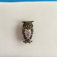 WESTERN GERMANY OWL Figural Aurora Borealis Petite Pin/Brooch *Free Shipping*