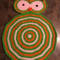 Crocheted owl rug