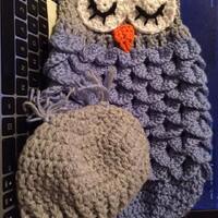Owl Cocoon and matching beanie - Baby Photo Prop - Handmade Crocheted Swaddle Cocoon and hat - Newbo