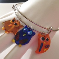 Owl Be Yours Expandable Bangle Bracelet with Glass Lampwork Owl Charms
