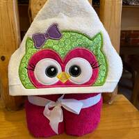 Owl hooded towel