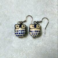 Dark blue ceramic bead owl earrings beautiful dark pretty nocturnal birds barn animals pets farms zo