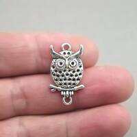 Owl Charm Connectors. Owl Link pendant beads, up to 20 pcs, Antique Silver 15X25mm CM1149S