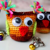 Owl keychain, Owl keyring, Bird keyring, animal keychain, Handbag Charm, Crochet Owl Keyring