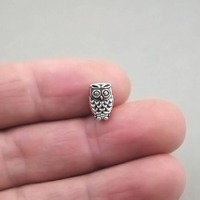 Owl Beads, Small Owl Spacer beads, up to 50 pcs, Antique Silver 6X10mm BD0112S