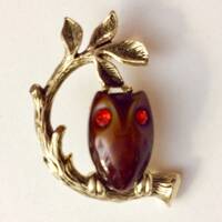 Vintage Signed Emmons Lucite Owl Red Rhinestone Eyes Tiny