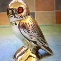 Vintage Brass Owl - with Two Different Coloured Glass Eyes