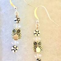 Silver Owl and flower Earrings, Silver Earrings, Owl jewlery, Silver Flower Beads