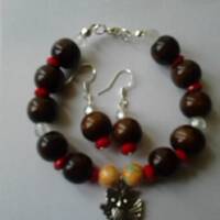 Beaded stretch bracelet with owl charm and Sterling Silver hook earrings set