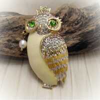 Vintage Retro Brooch/Owl Brooch/Owl with Pearl Brooch/Vintage jewelry/Christmas Gift/90s/Gift for gi