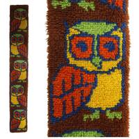 70s hooked wool rug runner, 1970s novelty owl tapestry, Vintage shag carpet wall hanging, 69 x 10 in