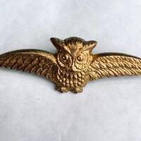 Flying owl brooch pin raw brass vintage finding bird brooch tie tac fitting