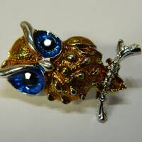 Small Hand Painted Pewter Owl Brooch Pin - Vintage Styles Retro Pewter And Enamel Painted Owl Aviary
