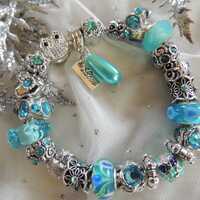 I LOVE OWLS...Silver Charm Bracelet with Owl Clasp, Owl Beads, Dangling Owl Charm Nature Birds Large