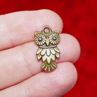 4/8x Bronze Owl Charm, Wisdom Pendant C861