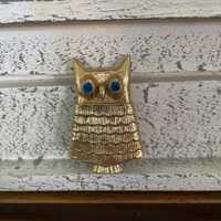 Vintage Owl Brooch, 1970's Avon Perfume Owl Brooch, Blue Eyed Owl Perfume Locket Brooch, Pin, 19