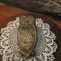 Neat Vintage Brass Owl Clip