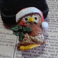 Hallmark Cute Owl in Santa Hat with Sprig of Holly Plastic Novelty Pin, Signed