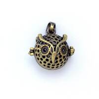 Owl Aromatherapy Locket in Antique Brass or Antique Silver Pendant 18mm