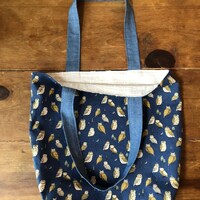 Reversible tote bag - owl print and white with triangles