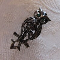 Owl Brooch Tiny Size Open Work Body Antique Gold Finish Green Rhinestone Eyes Vintage Jewelry Charac