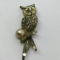 Vintage Figural Faux Pearl Owl Brooch