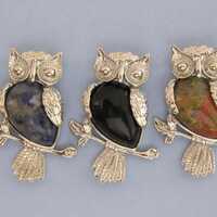 Cute little owl pendants in Red Jasper, Sodalite, Black Onyx, Unakite and Lapis Lazuli on free 925 s