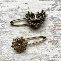 Shawl pin/ brooch filigree flower or owl