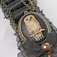 Owl Locket Stash Box Pill Necklace Photo Memory Keepsake Antique gold bronze
