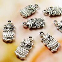 20 pcs -15mm Antique silver owl charm (CM-005)