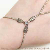 Silver plated Owls. Reversible elastic slave bracelet. Beaded Hand finger jewelry. Finger bracelet. 