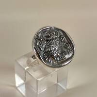 Ring with the figure of an owl in sterling silver 925