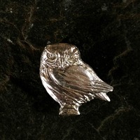 Little Owl brooch in pewter