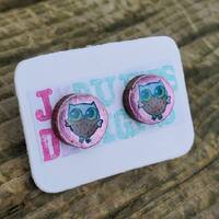 Baby owl, round wood stud earrings