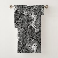 Owls, ferns, oak and berries 4 bath towel set