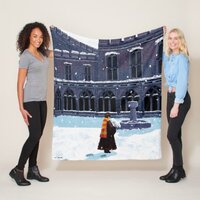 HARRY POTTER™ & Hedwig in HOGWARTS™ Courtyard Fleece Blanket