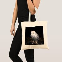 Majestic winter snowy owl tote bag