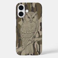 Bottomland Camo Owl on Branch vintage iPhone 16 Case