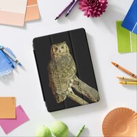 Great Horned Owl at Night iPad Air Cover